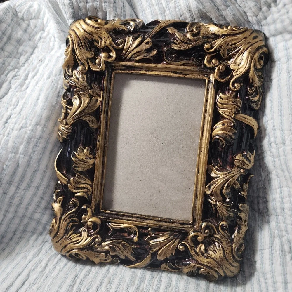 Vintage Baroque Ornate Gold Picture Frame 4x6 Victorian Scroll Tabletop Decor